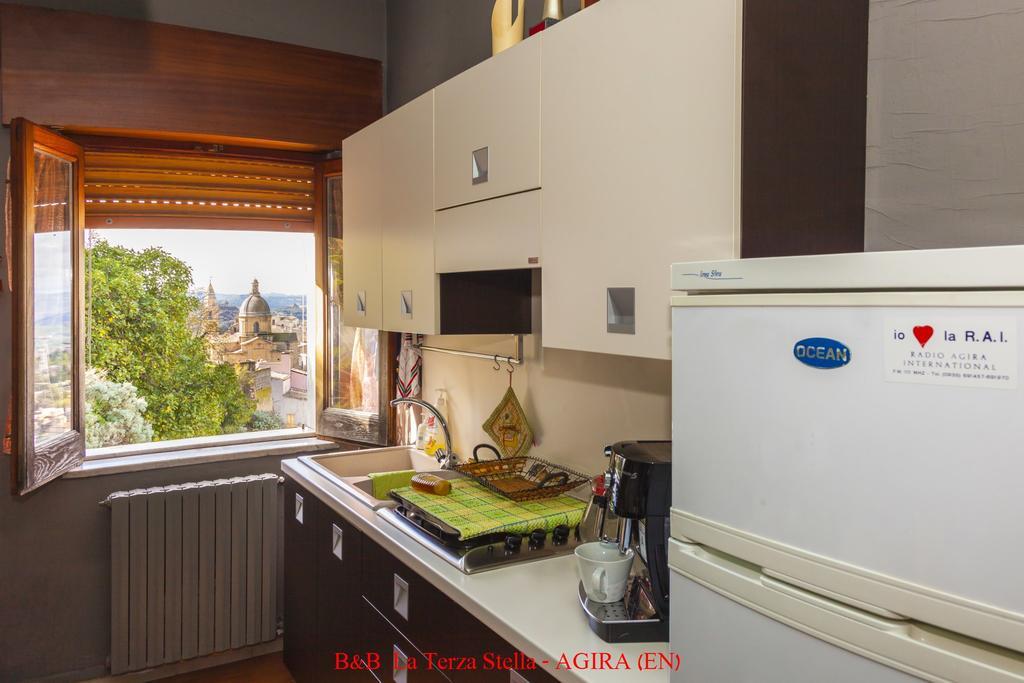 Agira Casa Albergo La Terza Stella المظهر الخارجي الصورة