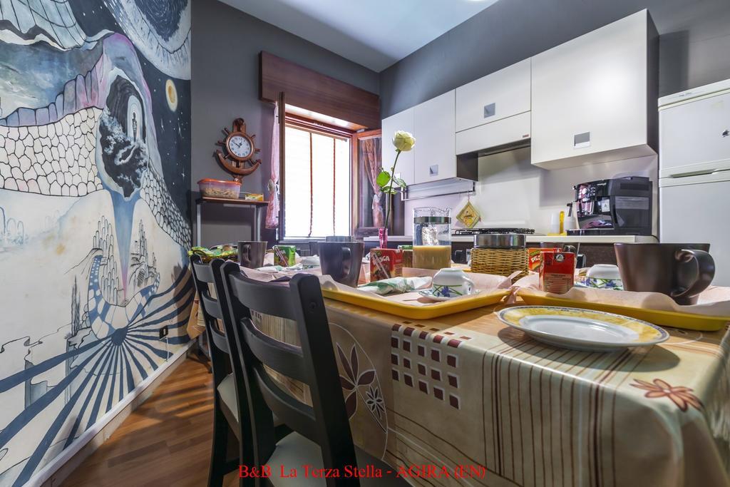 Agira Casa Albergo La Terza Stella المظهر الخارجي الصورة