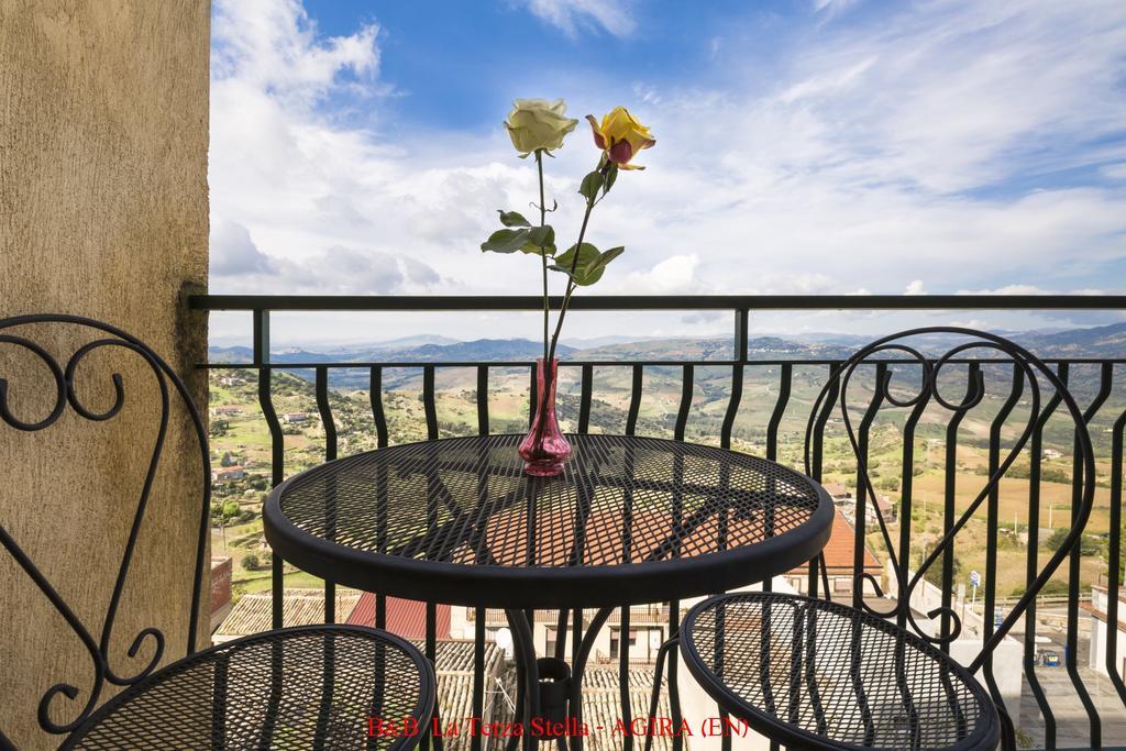 Agira Casa Albergo La Terza Stella المظهر الخارجي الصورة