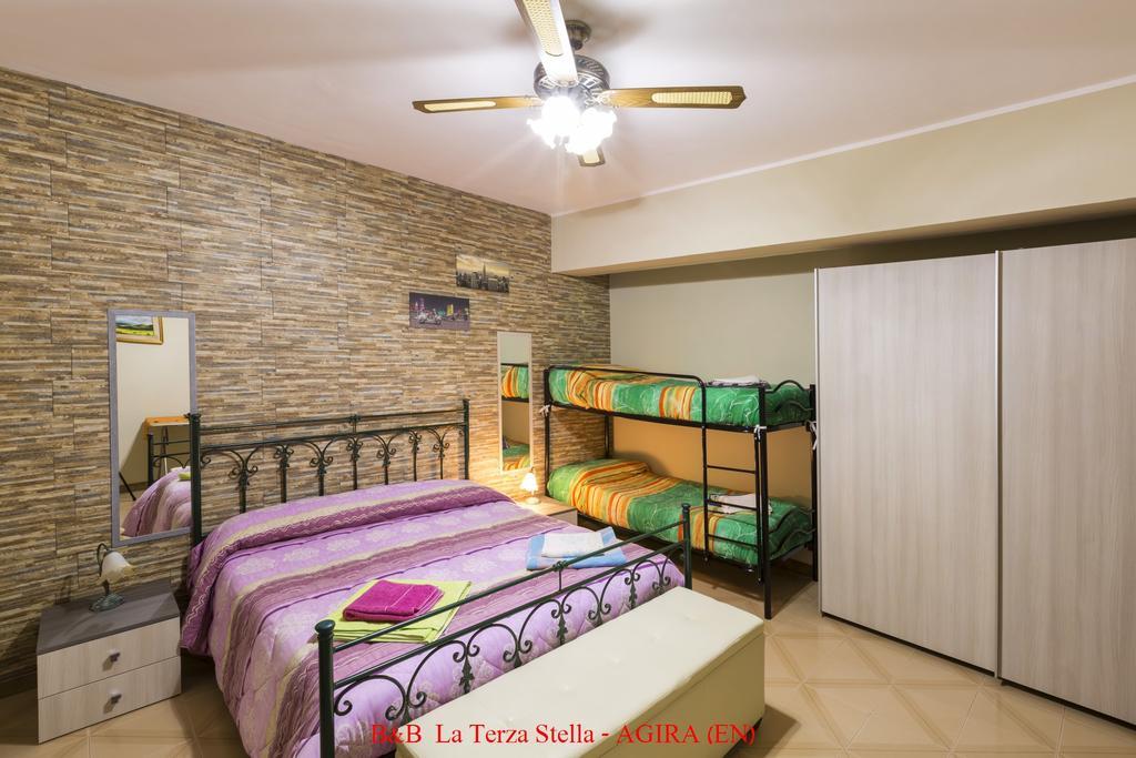 Agira Casa Albergo La Terza Stella المظهر الخارجي الصورة